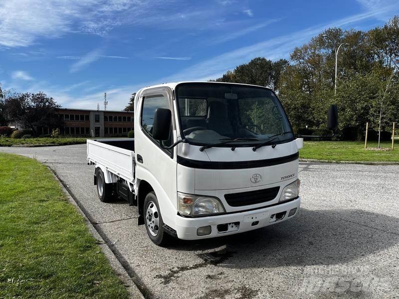 Toyota Toyoace 平板栏板货车