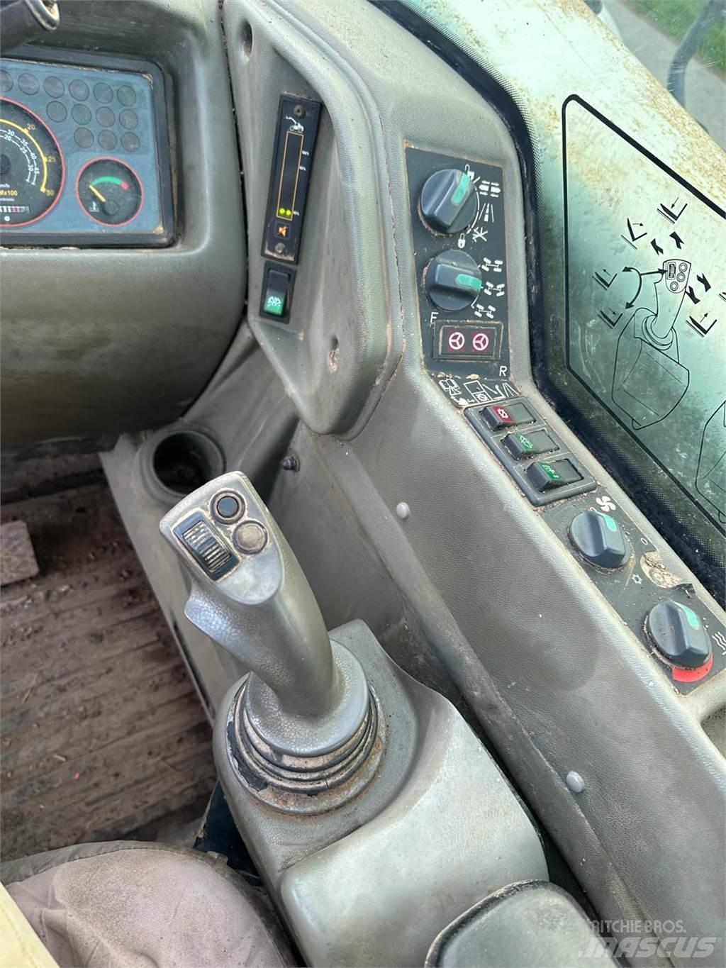 CLAAS K50 伸缩臂叉装车|叉装车