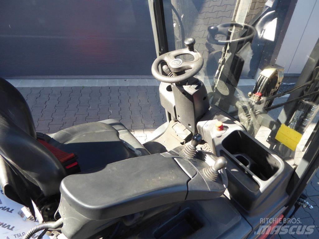 Linde E25-01 电动叉车