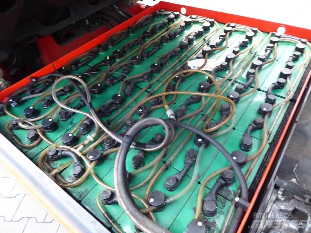 Linde E25L 电动叉车