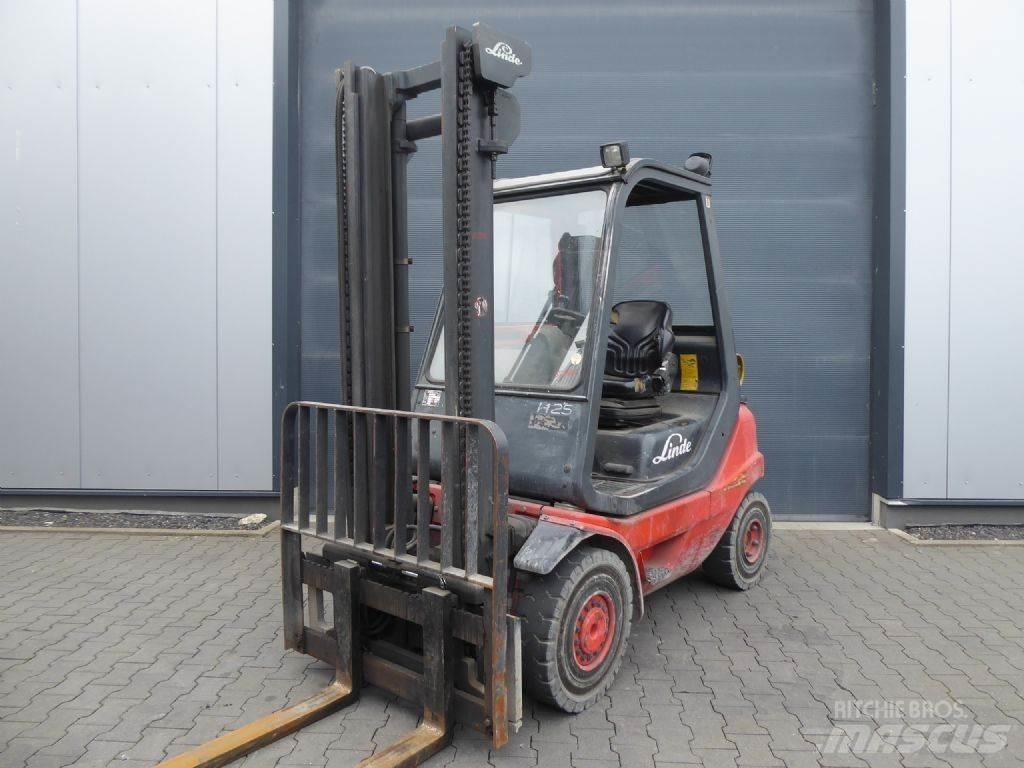 Linde H25T-03 天然气叉车