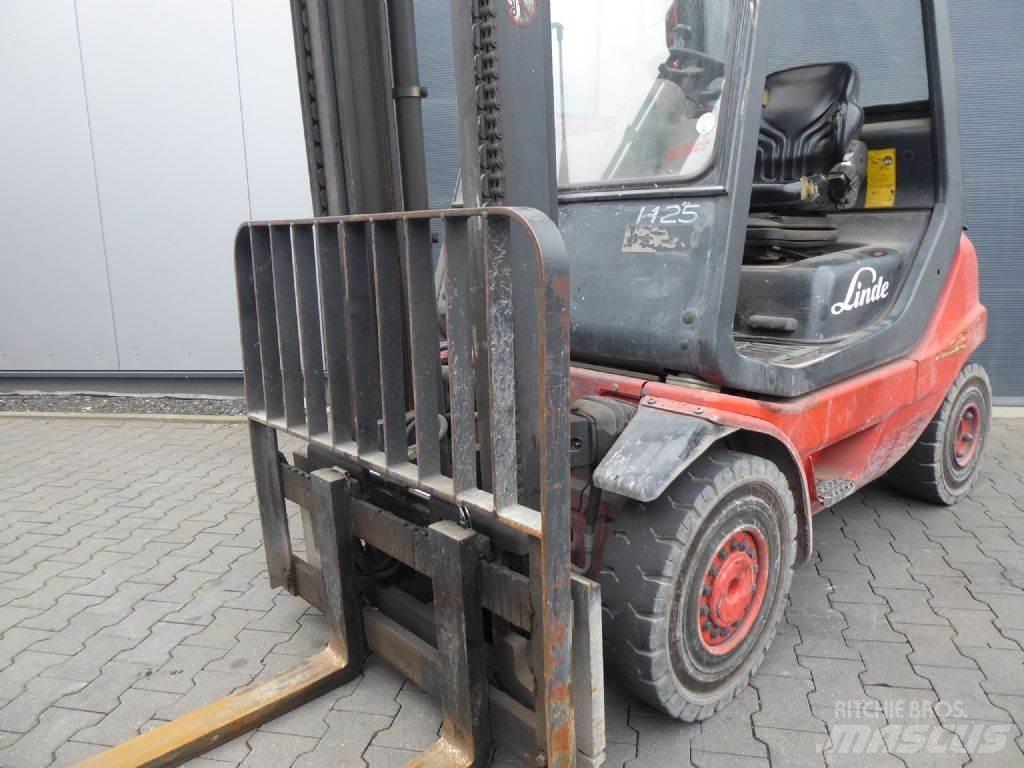 Linde H25T-03 天然气叉车