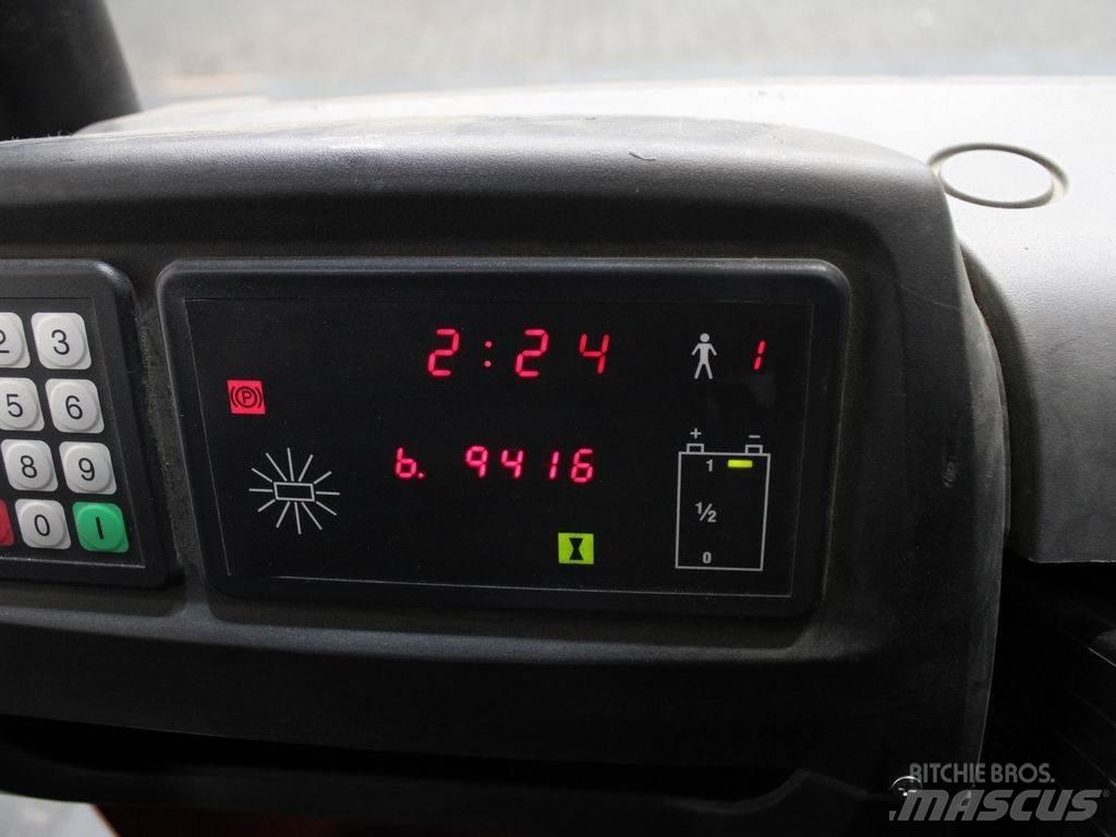 BT RR B7 前移式叉车