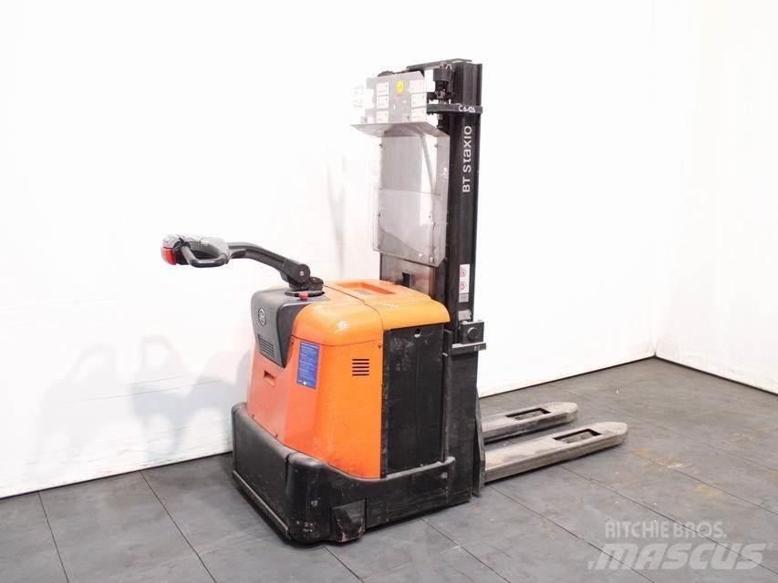 BT SPE 125 手推堆垛车