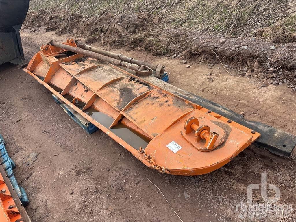  11 ft Snow Wing 其他清扫车和扫雪车