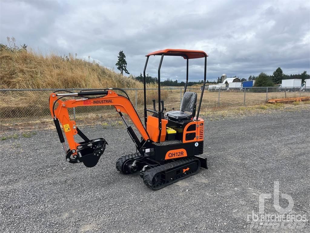 AGT QH12R 小型挖掘机