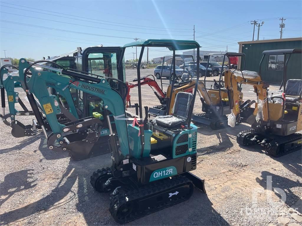 AGT QH12R 小型挖掘机