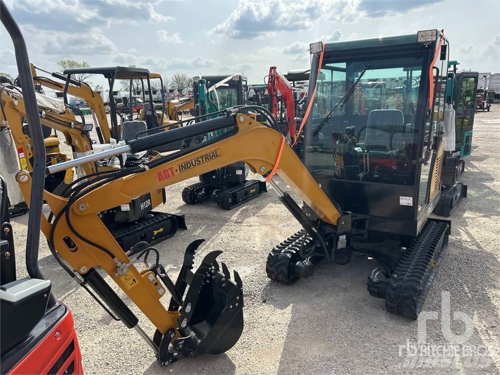 AGT QNT30 小型挖掘机