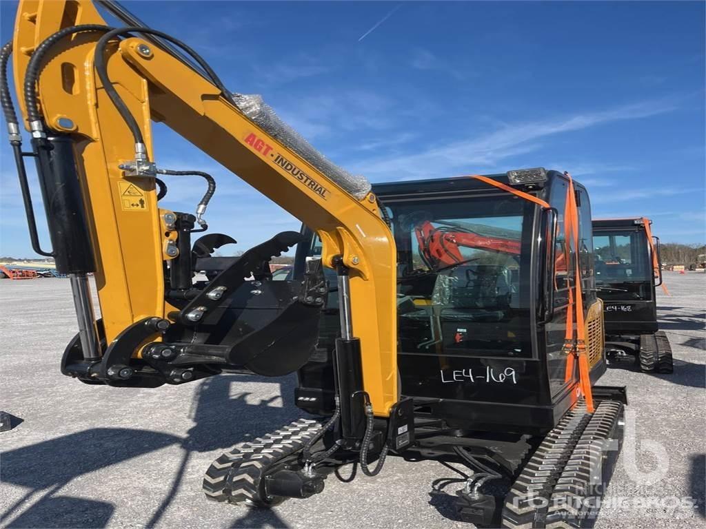 AGT QNT30 小型挖掘机