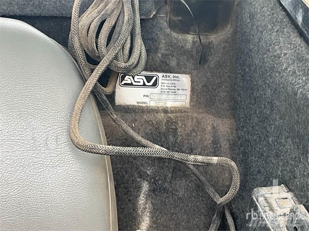 ASV RC30 滑移装载机
