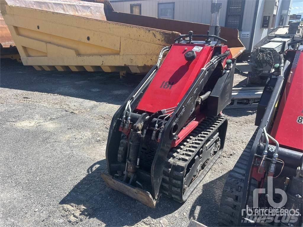 BARETTO 825TKL 滑移装载机