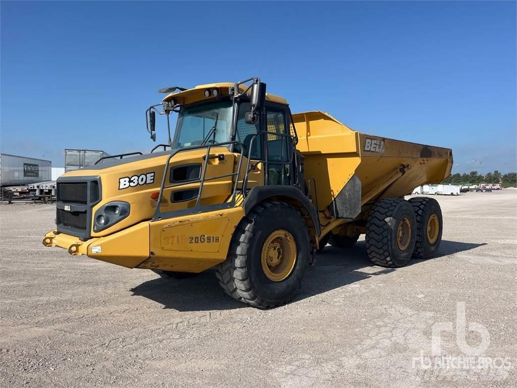 Bell B30E 铰接式自卸车