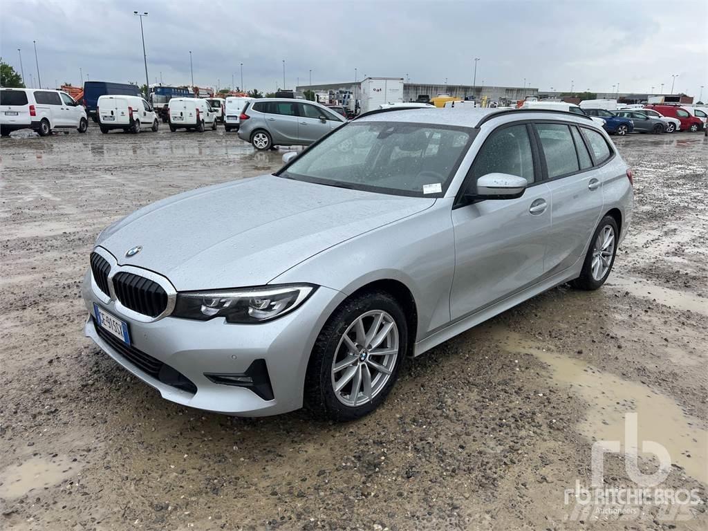 BMW SERIE 3 皮卡车