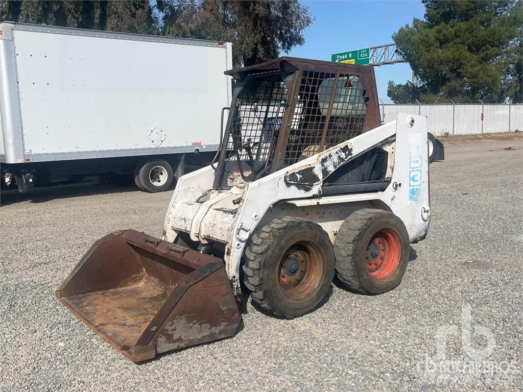 Bobcat 753 滑移装载机
