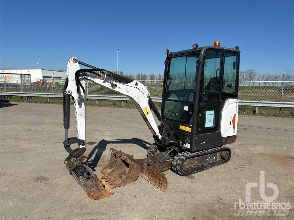 Bobcat E19 小型挖掘机