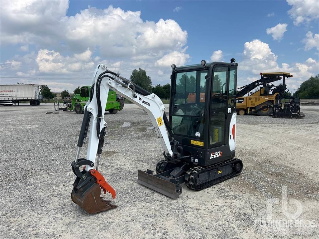 Bobcat E20Z 小型挖掘机