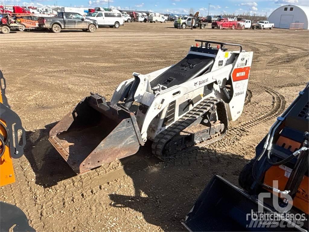 Bobcat MT85 滑移装载机