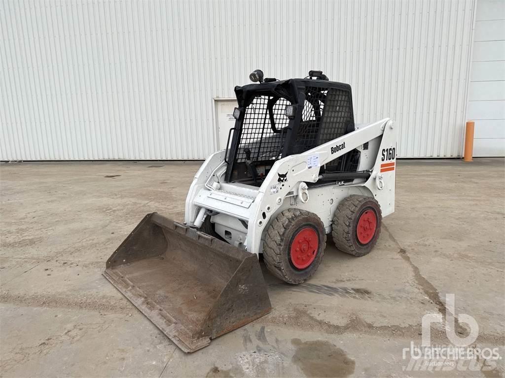 Bobcat S160 滑移装载机