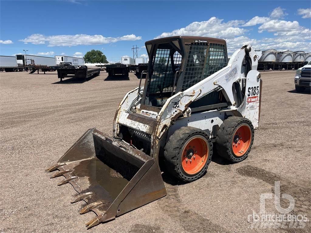 Bobcat S185 滑移装载机
