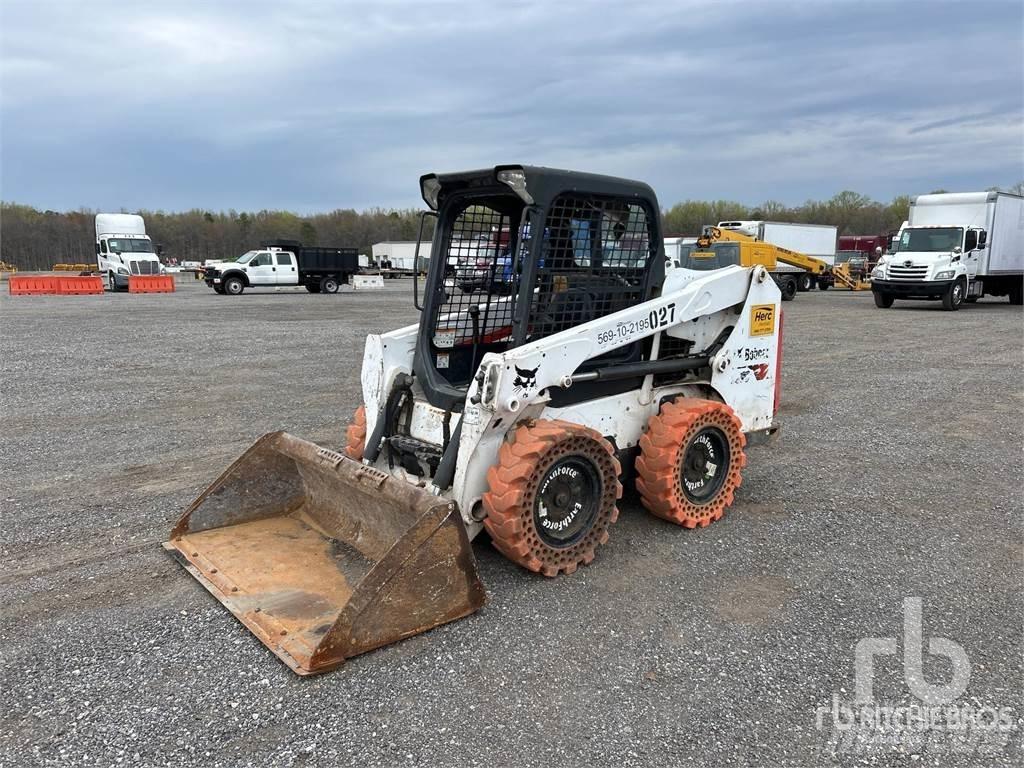 Bobcat S550 滑移装载机
