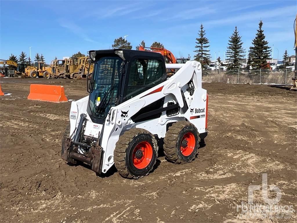 Bobcat S650 滑移装载机