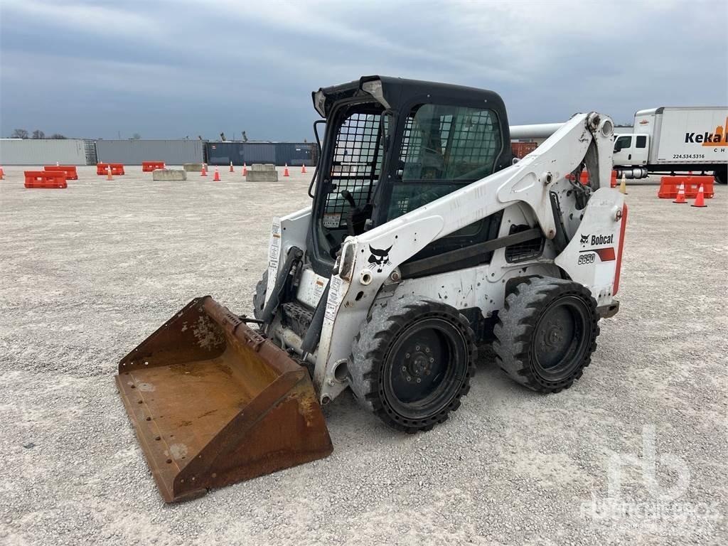 Bobcat S650 滑移装载机
