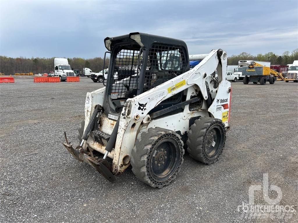 Bobcat S650 滑移装载机