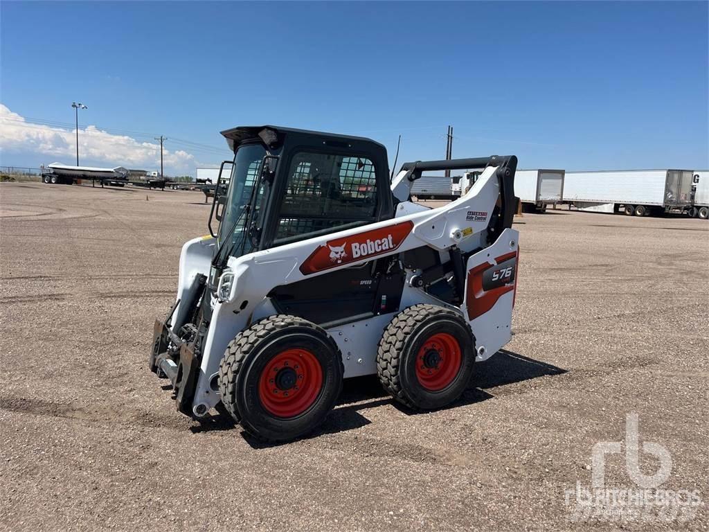Bobcat S76 滑移装载机