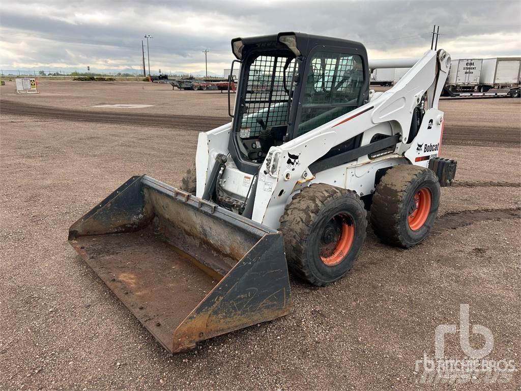 Bobcat S850 滑移装载机