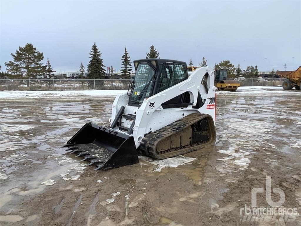 Bobcat T300 滑移装载机