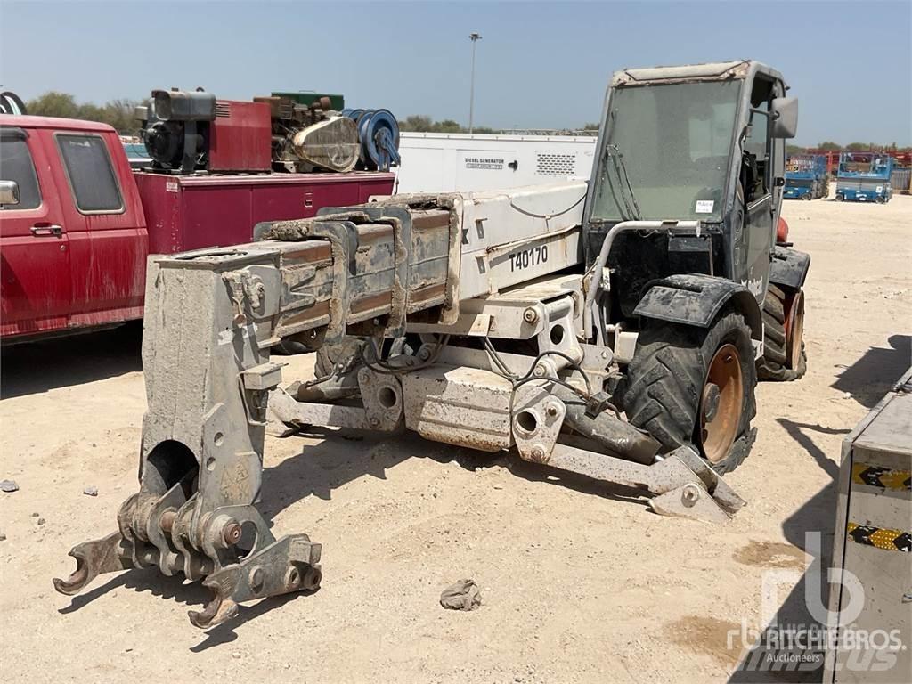 Bobcat T40170 伸缩臂叉装车|叉装车