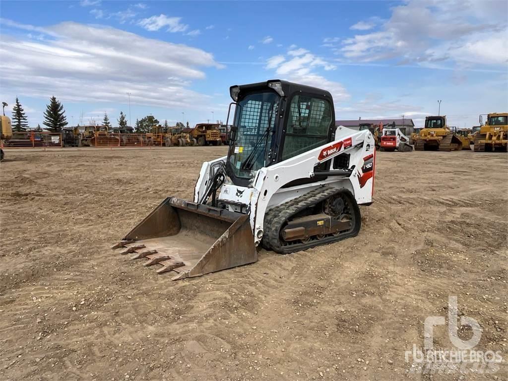 Bobcat T450 滑移装载机