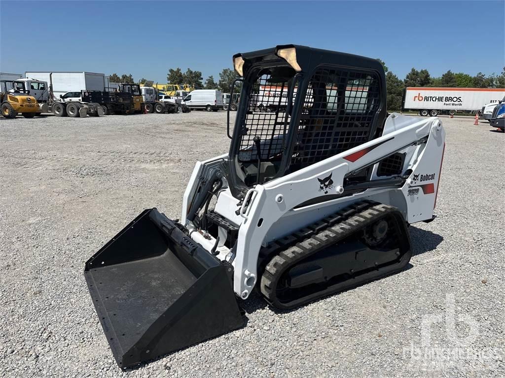 Bobcat T450 滑移装载机