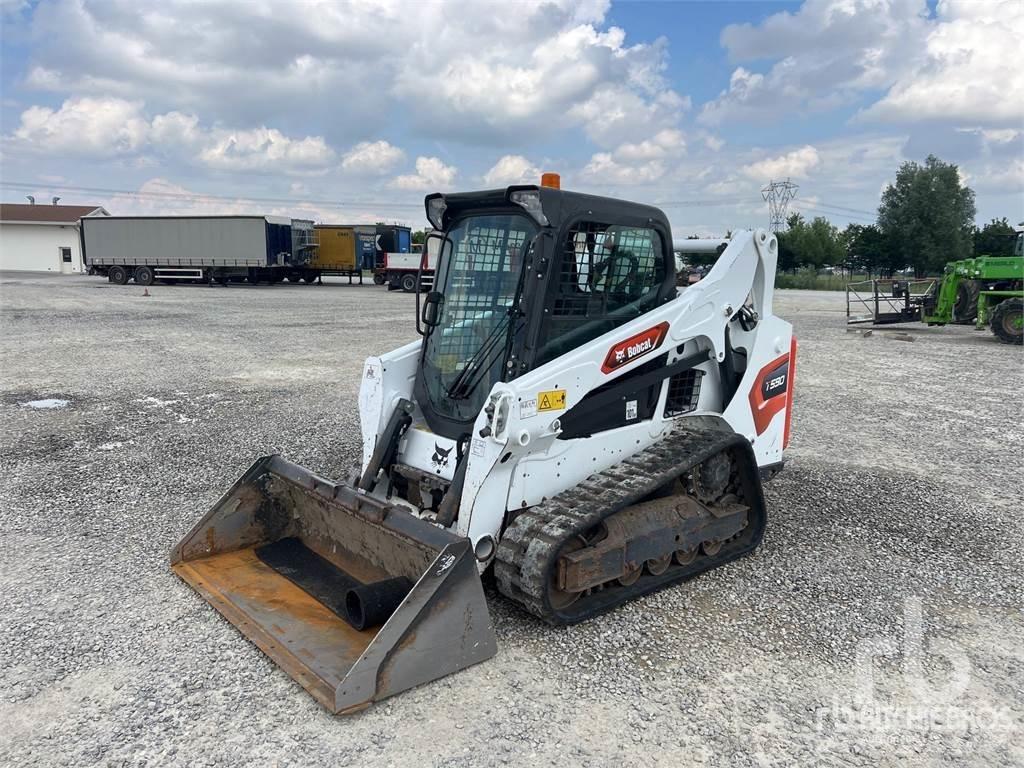 Bobcat T590 滑移装载机