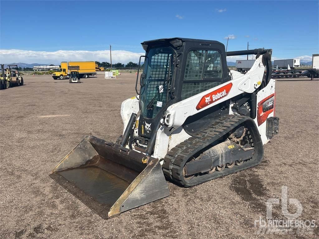 Bobcat T66 滑移装载机