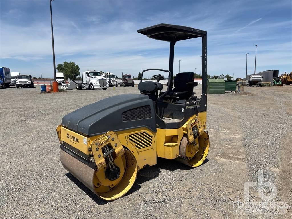 Bomag BW120 AD4 双轮压路机