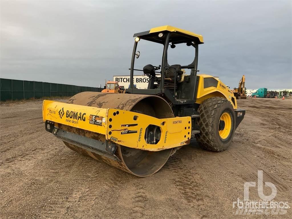 Bomag BW211D-5 土壤压实机