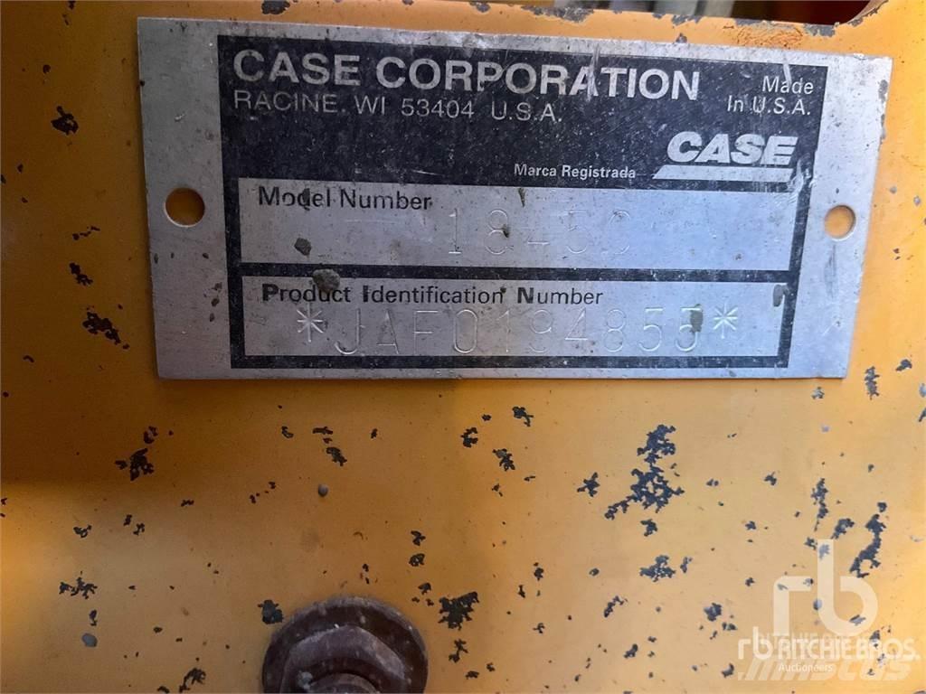CASE 1845C 滑移装载机