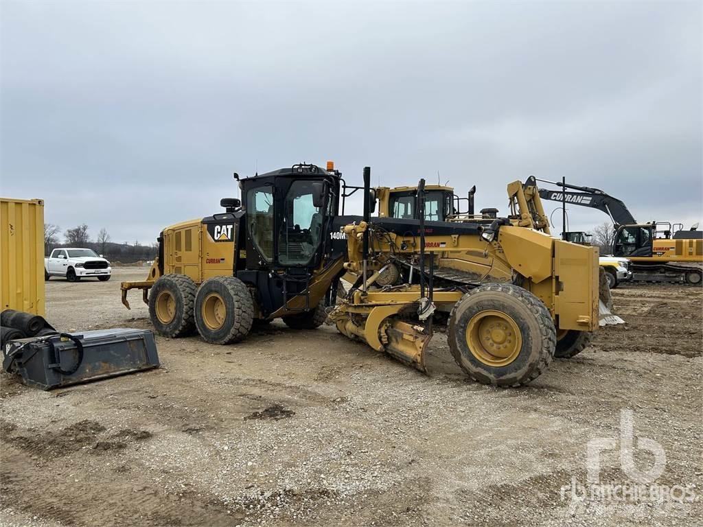 CAT 140M2 平地机/推土机