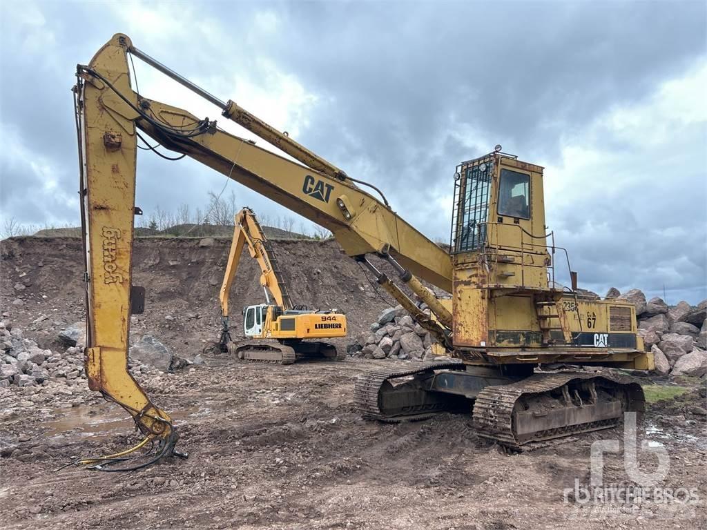 CAT 235C 工业挖掘机