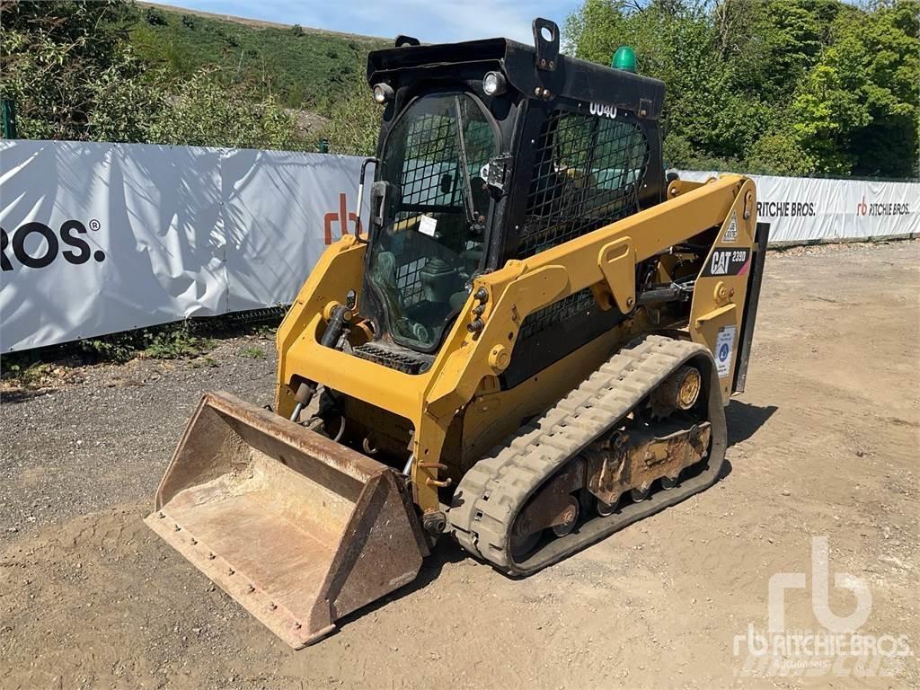 CAT 239D 滑移装载机