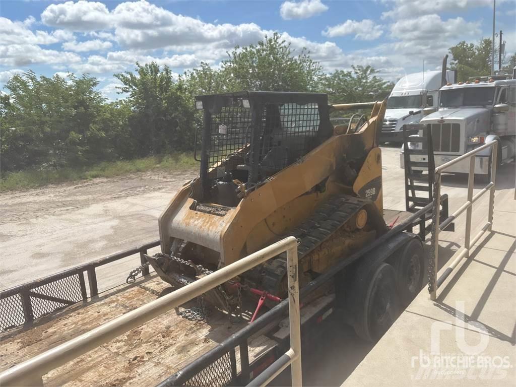 CAT 259B3 滑移装载机