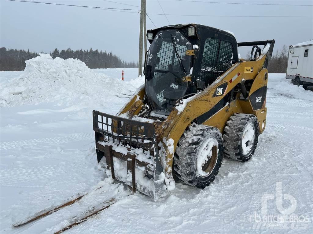 CAT 262C 滑移装载机