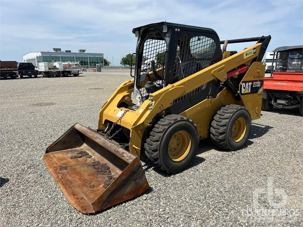 CAT 272D2 滑移装载机