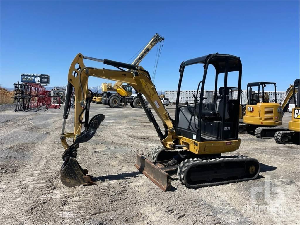 CAT 302.7D CR 小型挖掘机