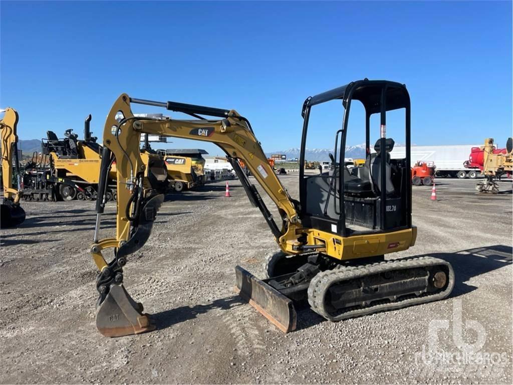 CAT 302.7DC1TH 小型挖掘机