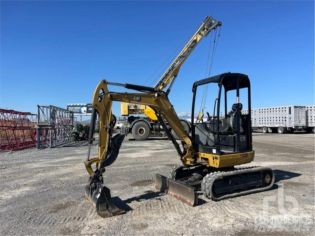 CAT 302.7DC1TH 小型挖掘机