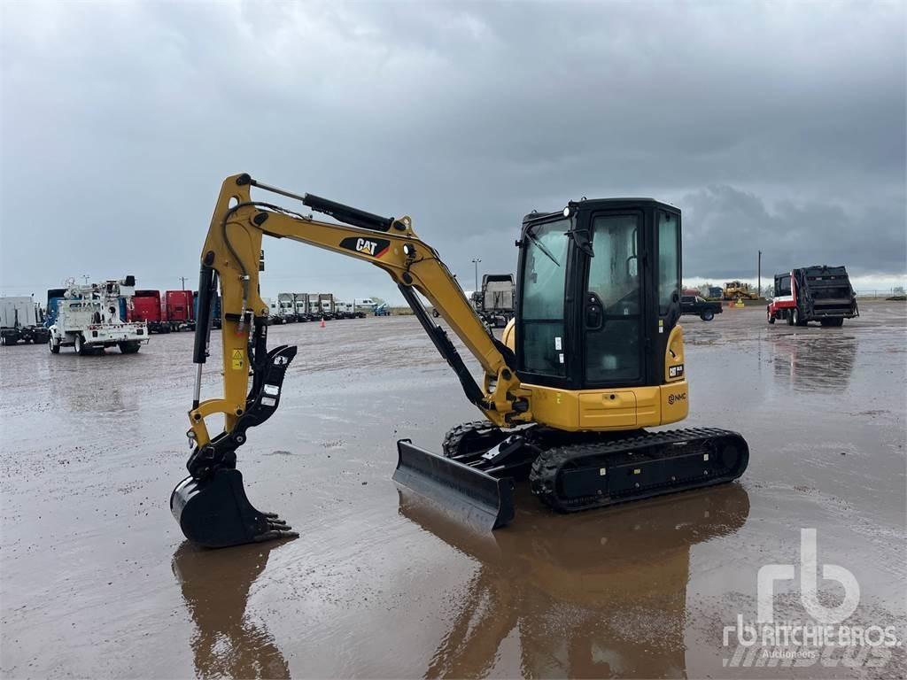 CAT 303.5E2CR 小型挖掘机
