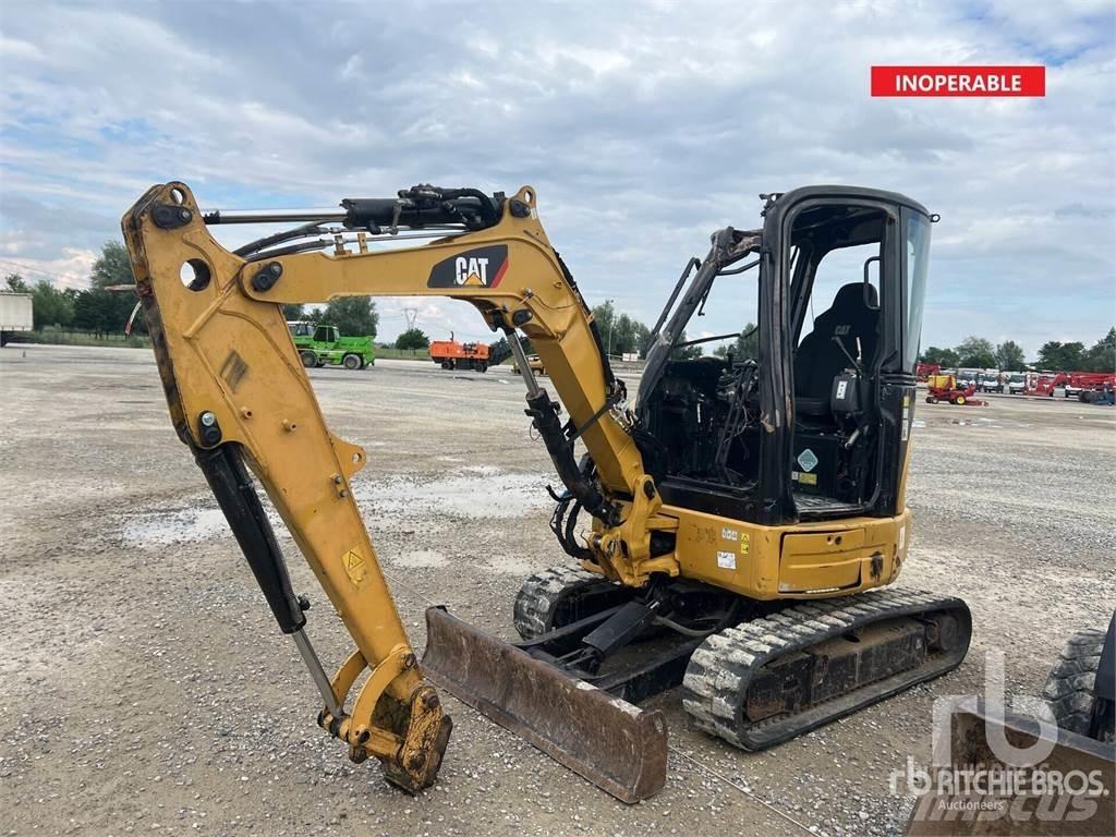 CAT 303E 小型挖掘机