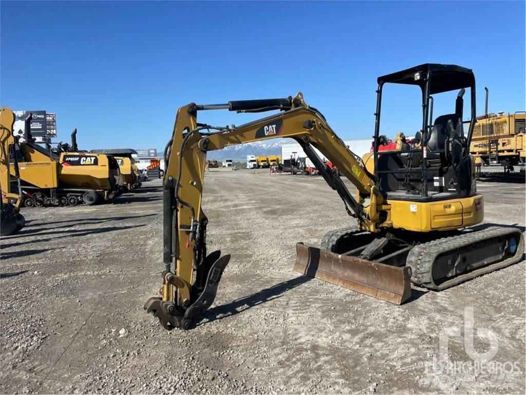 CAT 304E2 CR 小型挖掘机